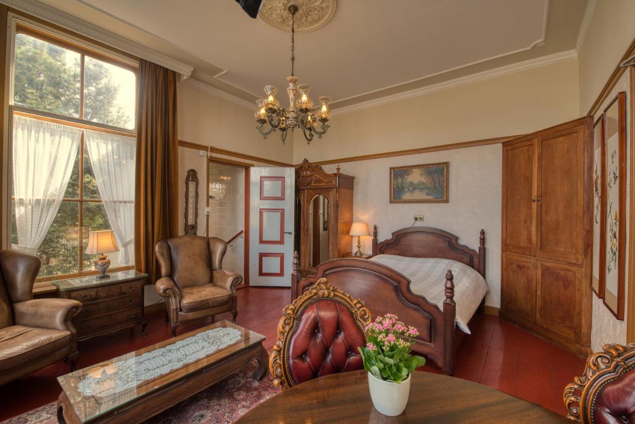 Hotel Pension 'T Huys Grol เรอเนสเซอ ภายนอก รูปภาพ