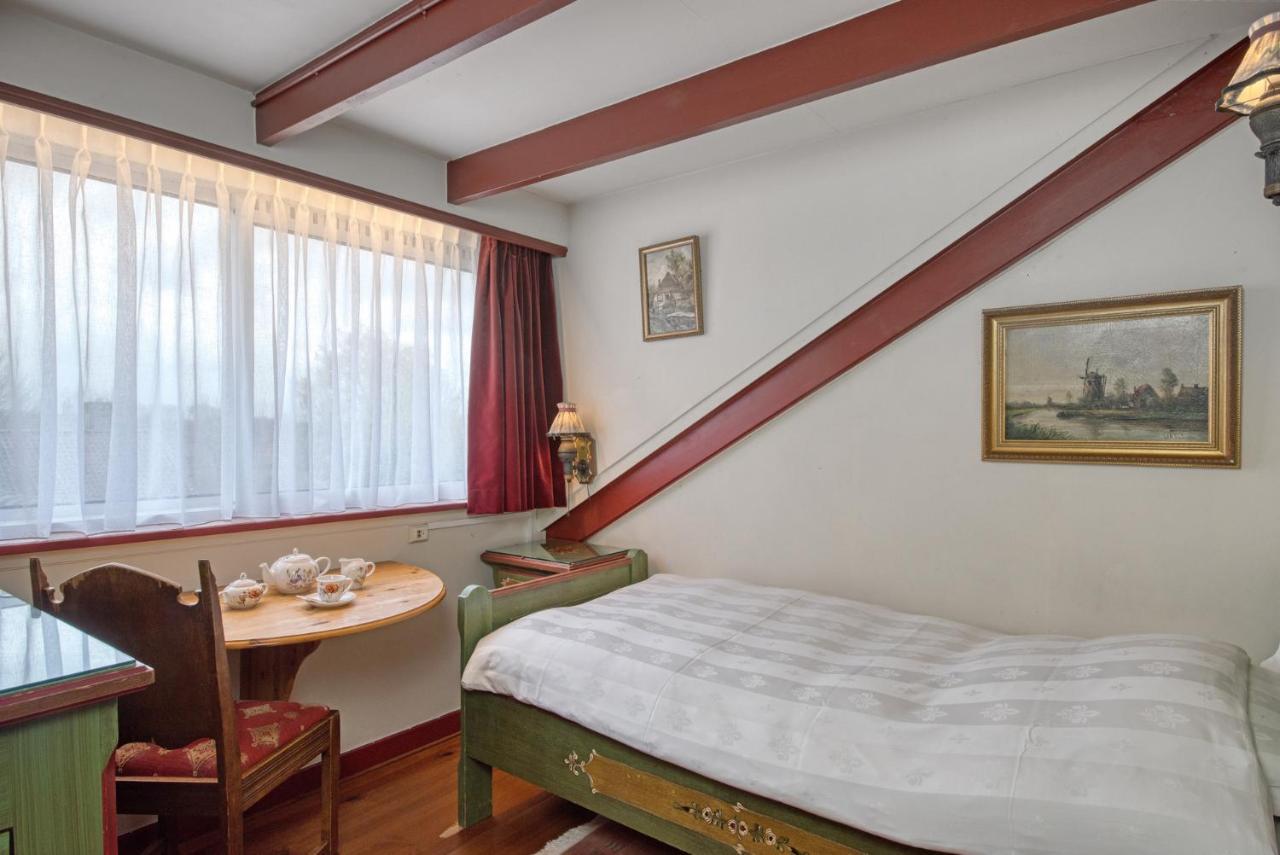 Hotel Pension 'T Huys Grol เรอเนสเซอ ภายนอก รูปภาพ