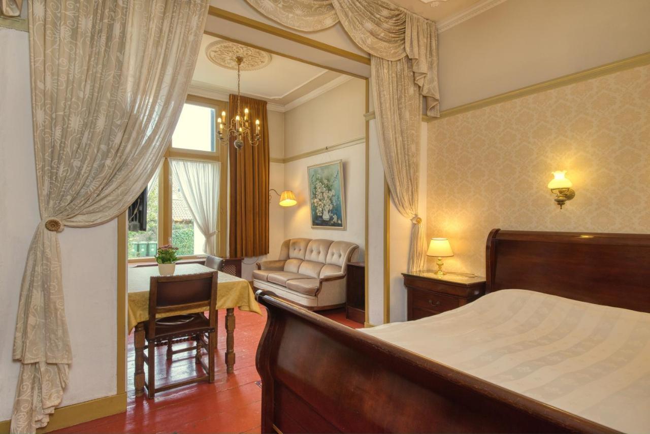 Hotel Pension 'T Huys Grol เรอเนสเซอ ภายนอก รูปภาพ