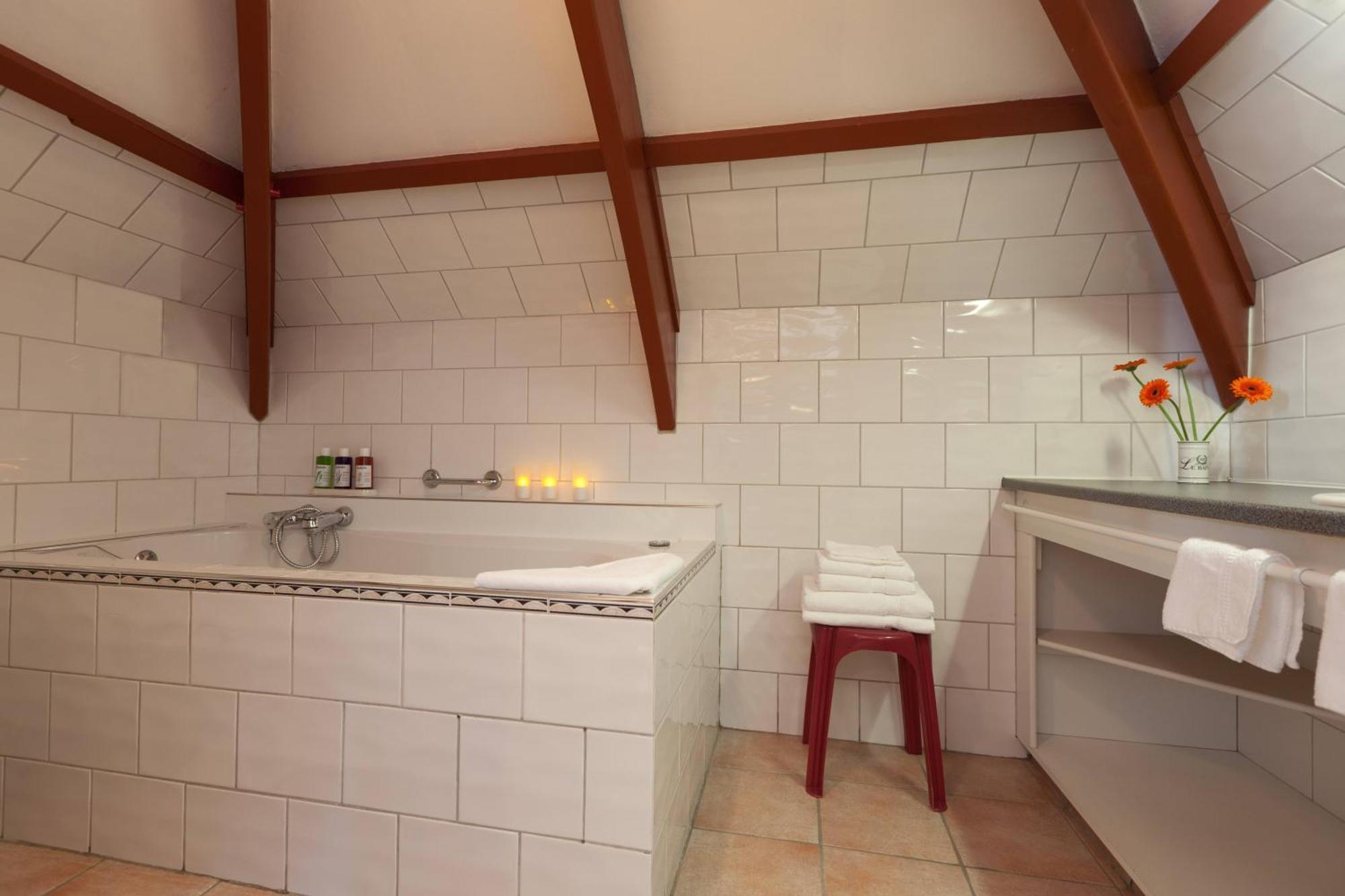 Hotel Pension 'T Huys Grol เรอเนสเซอ ภายนอก รูปภาพ