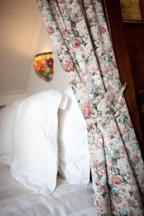 Hotel Pension 'T Huys Grol เรอเนสเซอ ภายนอก รูปภาพ